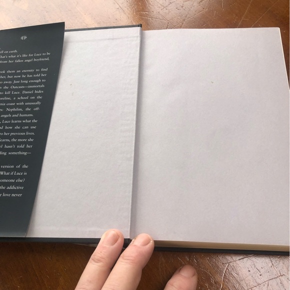 Torment: A Fallen Novel by Lauren Kate - First edition - hardcover- like new - Picture 3 of 6